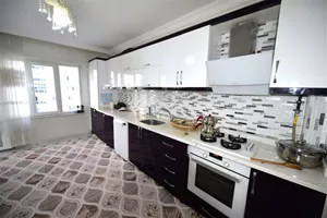 EZOGELİN'DEN AKKENT'DE 3+1 ARA KAT DAİRE FIRSATI !!